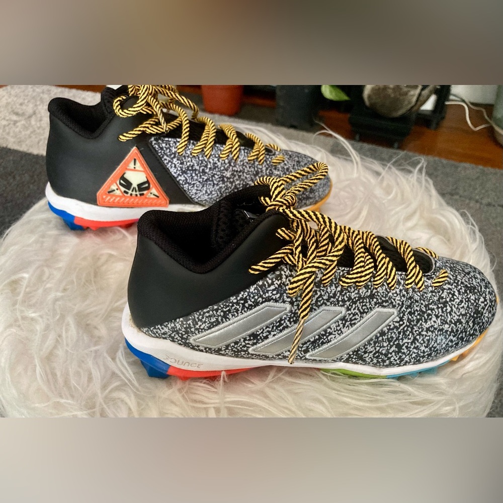 adidas Black Athletic Shoe with Yellow Accent